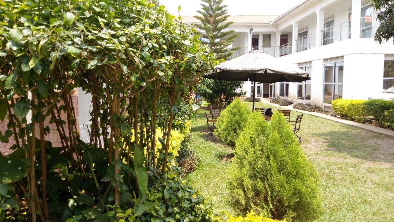 Wellsprings Hotel Gulu Exterior photo