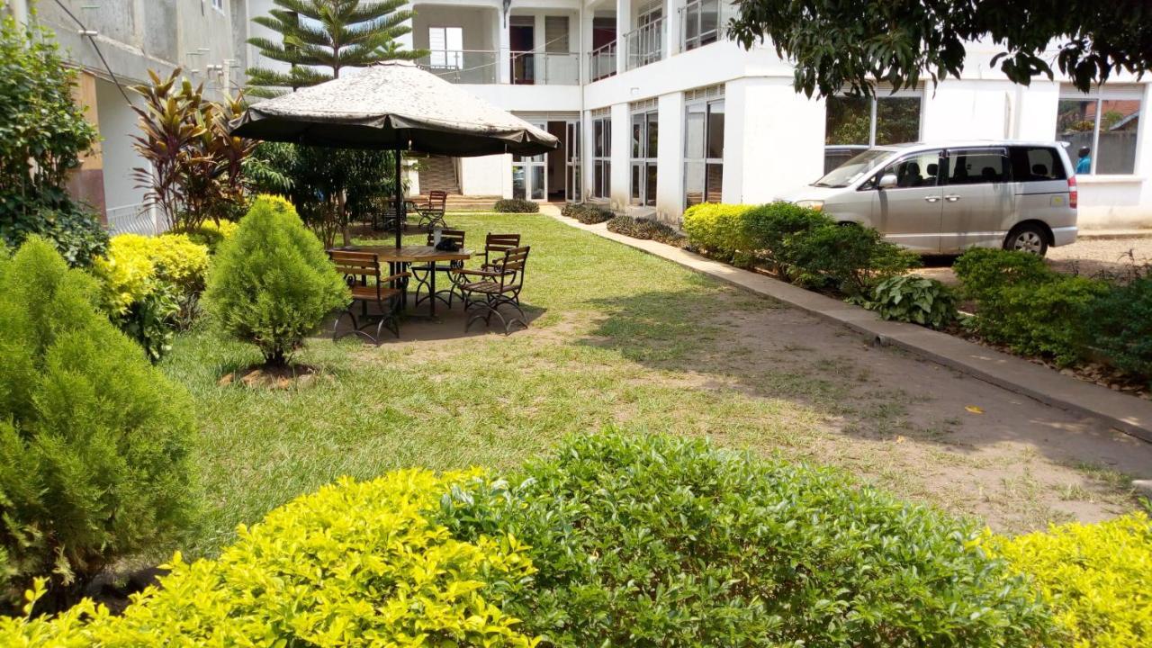 Wellsprings Hotel Gulu Exterior photo